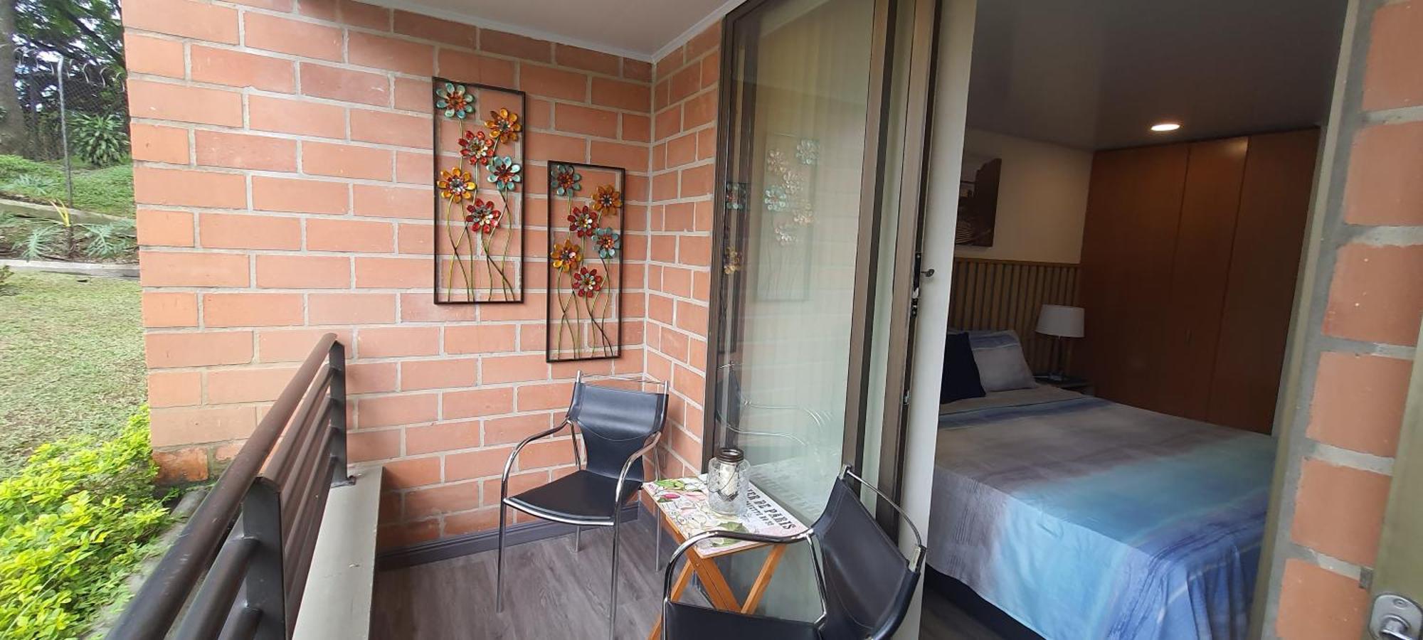 Apartamento Cerca A Plaza Mayor Medellín Exterior foto